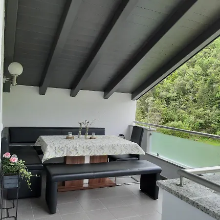 Au Apartamento *